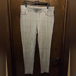 Seven7 Black & Red Patterned Pull On Leggings